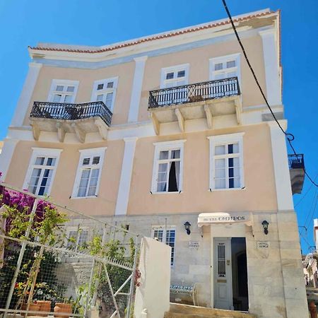 Hotel Omiros Ermoupoli Exterior photo