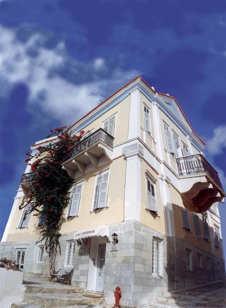Hotel Omiros Ermoupoli Exterior photo
